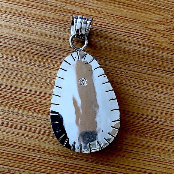 $94  Navajo Estate Pendant by Running Bear  Sterling Silver  Marked RB 925 - Picture 3 of 4